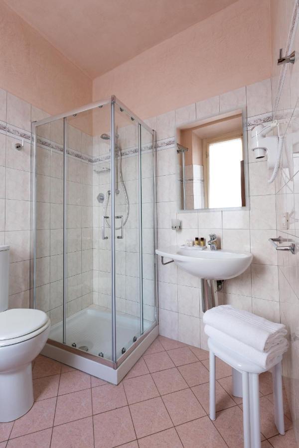 Aramis Deluxe Rooms Флоренция Экстерьер фото