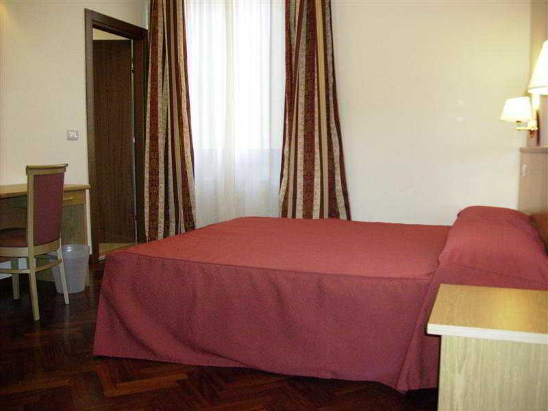 Aramis Deluxe Rooms Флоренция Экстерьер фото
